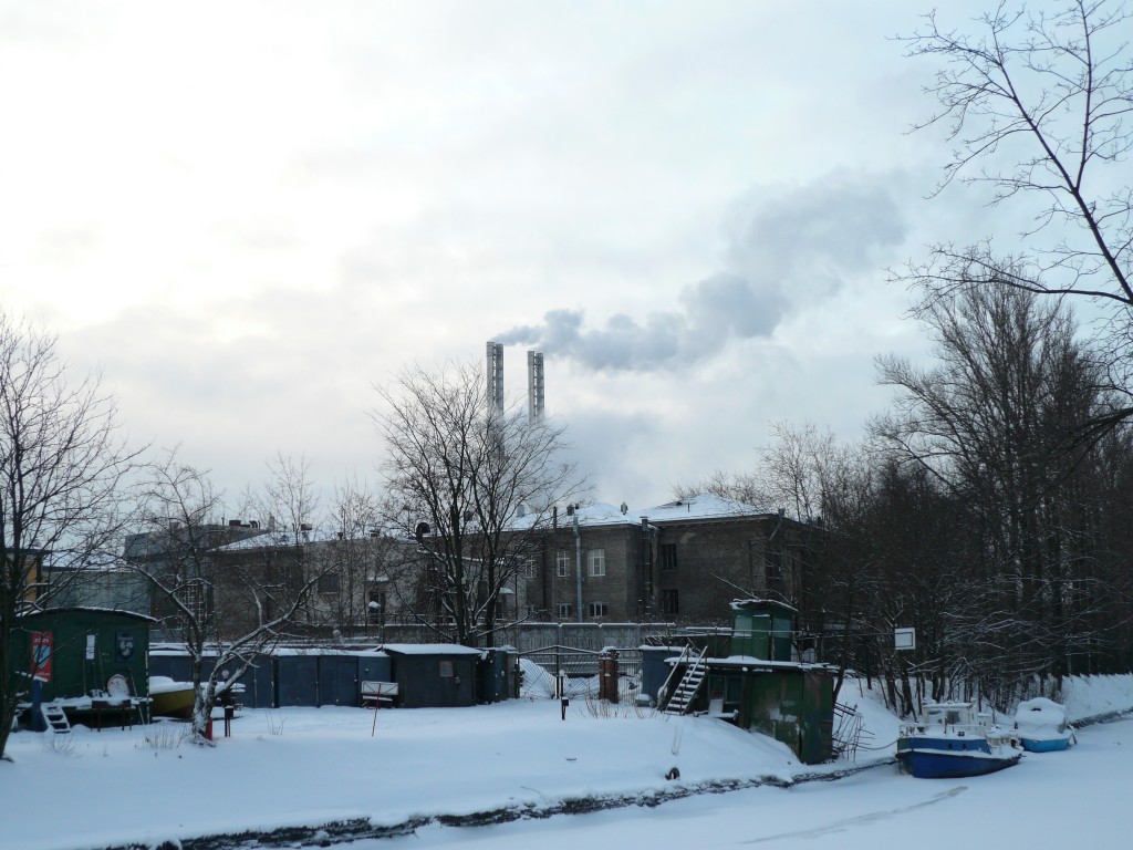 Nab. reki Karpovki smoke